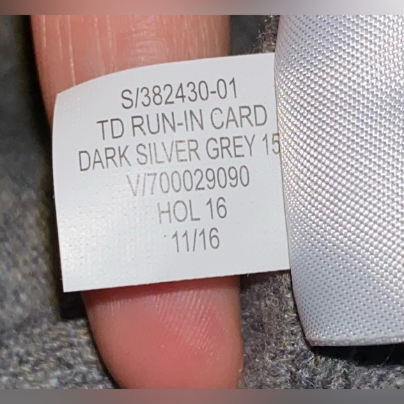 Banana Republic Dark Silver Gray Cardigan Sweater Size M Medium Italian Yarn - Picture 7 of 9